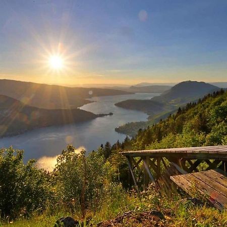 Le Santiego 100M Du Lac Et 4Km Du Vieil Annecy Sévrier Eksteriør billede